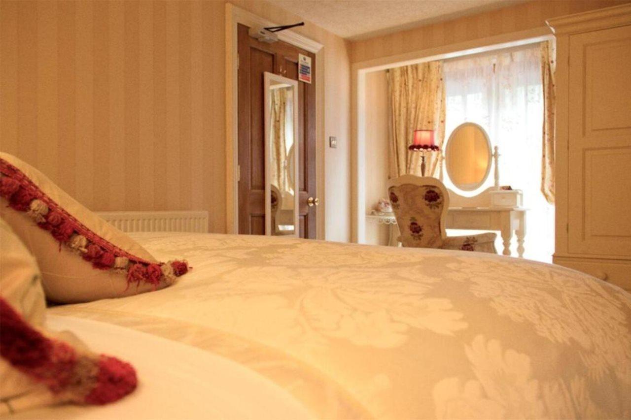คอร์รีกัวร์ ลอดจ์ โฮเต็ล Hotel Letterfinlay ภายนอก รูปภาพ