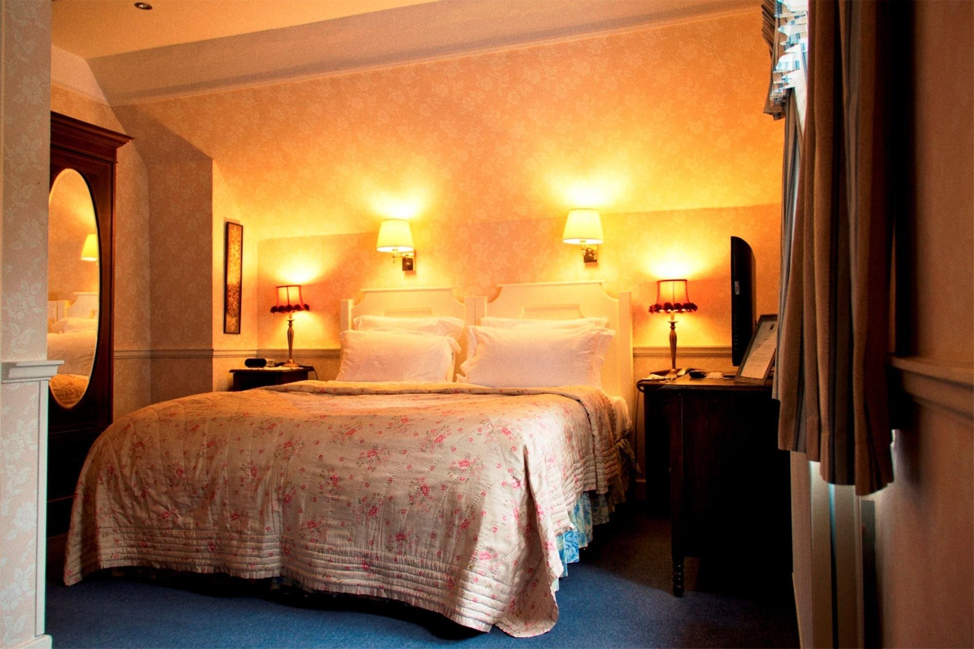 คอร์รีกัวร์ ลอดจ์ โฮเต็ล Hotel Letterfinlay ภายนอก รูปภาพ